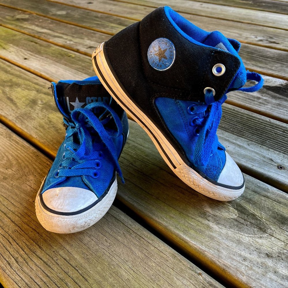 Converse Chuck Taylor All Star Street Mid Kids Size 2Y Blue Black School Shoes